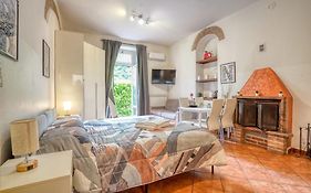 DiegHouse - Monolocale con cortile in corte lombarda vicino al Centro